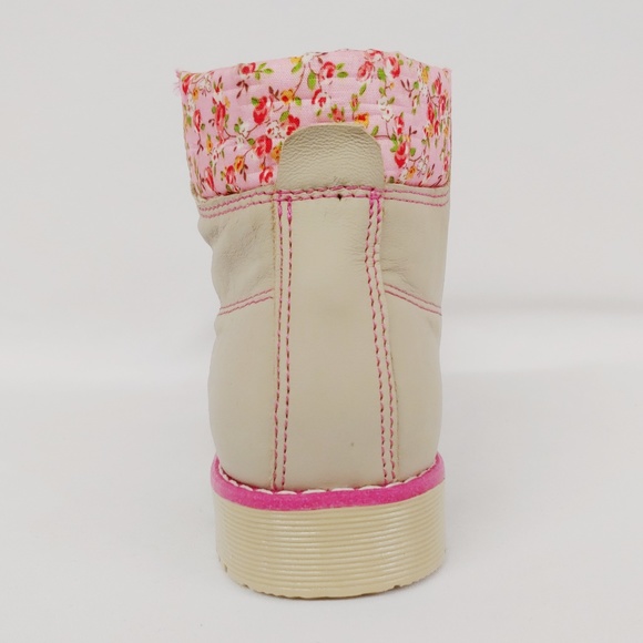 Cappuccino Ankle Boot with Pink Flowered Design - Picture 6 of 7